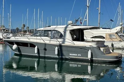 2017 Marex 375 Cruiser