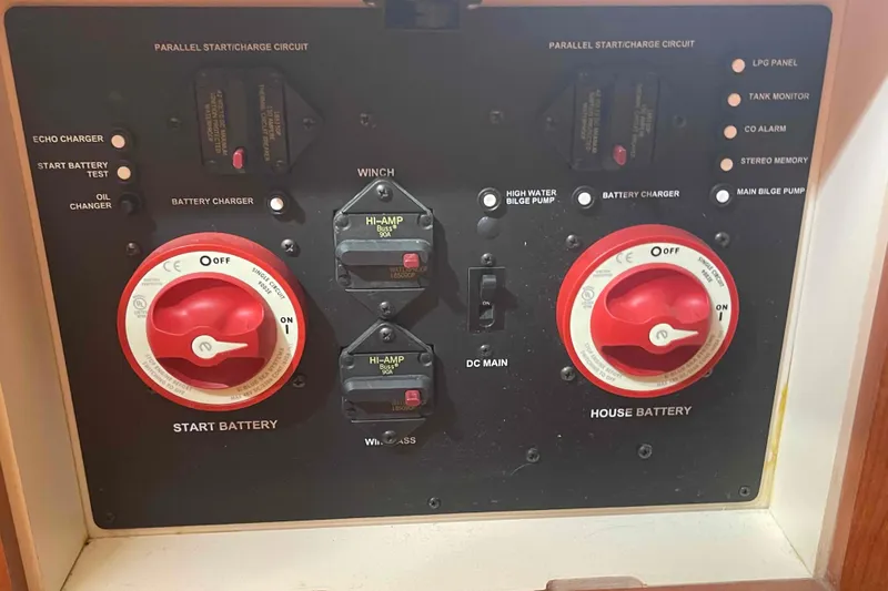 Snail'n Yacht Photos Pics Electrical control panel of a 2010 Hunter 45 Center Cockpit sailboat.