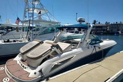 Sea Ray 30 SLX
