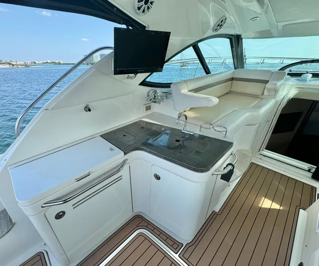  Yacht Photos Pics Luxurious 2013 Sea Ray 410 Sundancer yacht interior with sleek design and modern amenities.