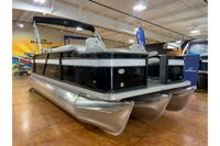 2022 Crest Classic LX Fish 200 SF