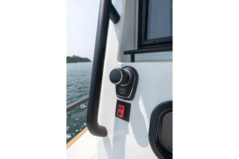 Stock 6 Yacht Photos Pics Control panel on 2026 Targa 32 GT boat, featuring sleek design and modern technology.