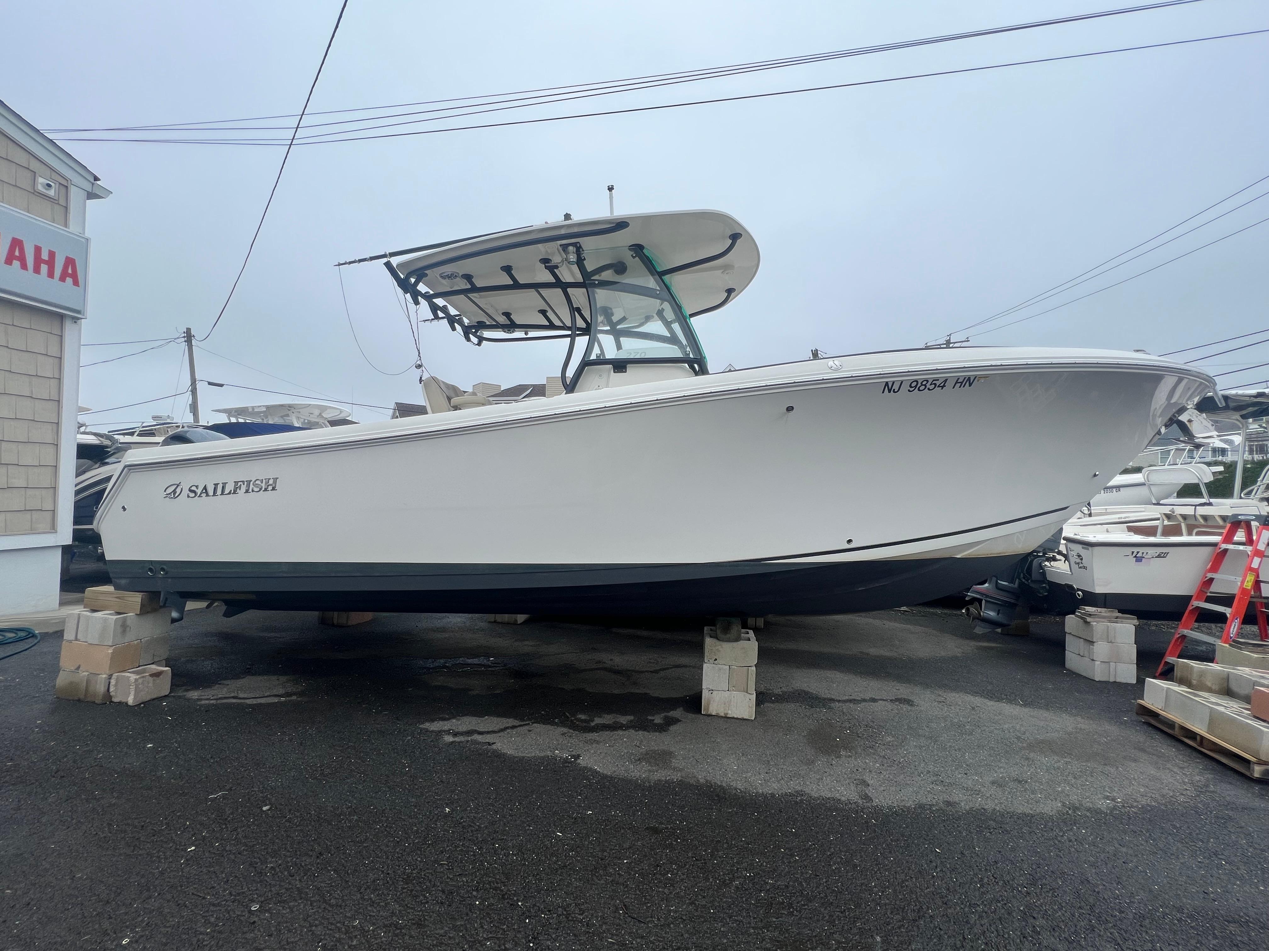 2019 Sailfish 270 CC Center Console for sale - YachtWorld