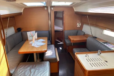 2017 Dufour 412 Grand Large