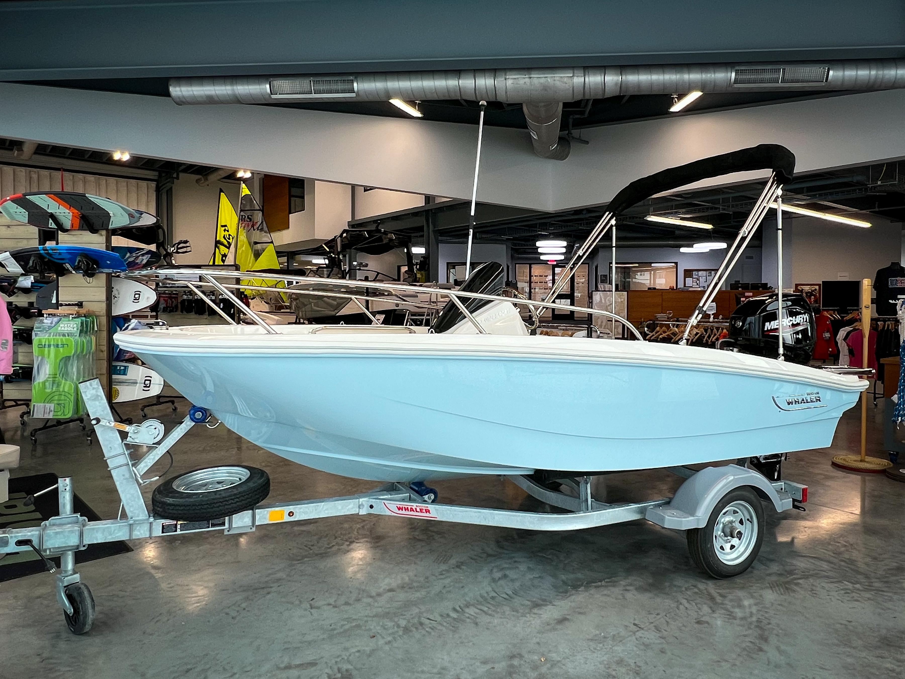 2023 Boston Whaler 130 Super Sport