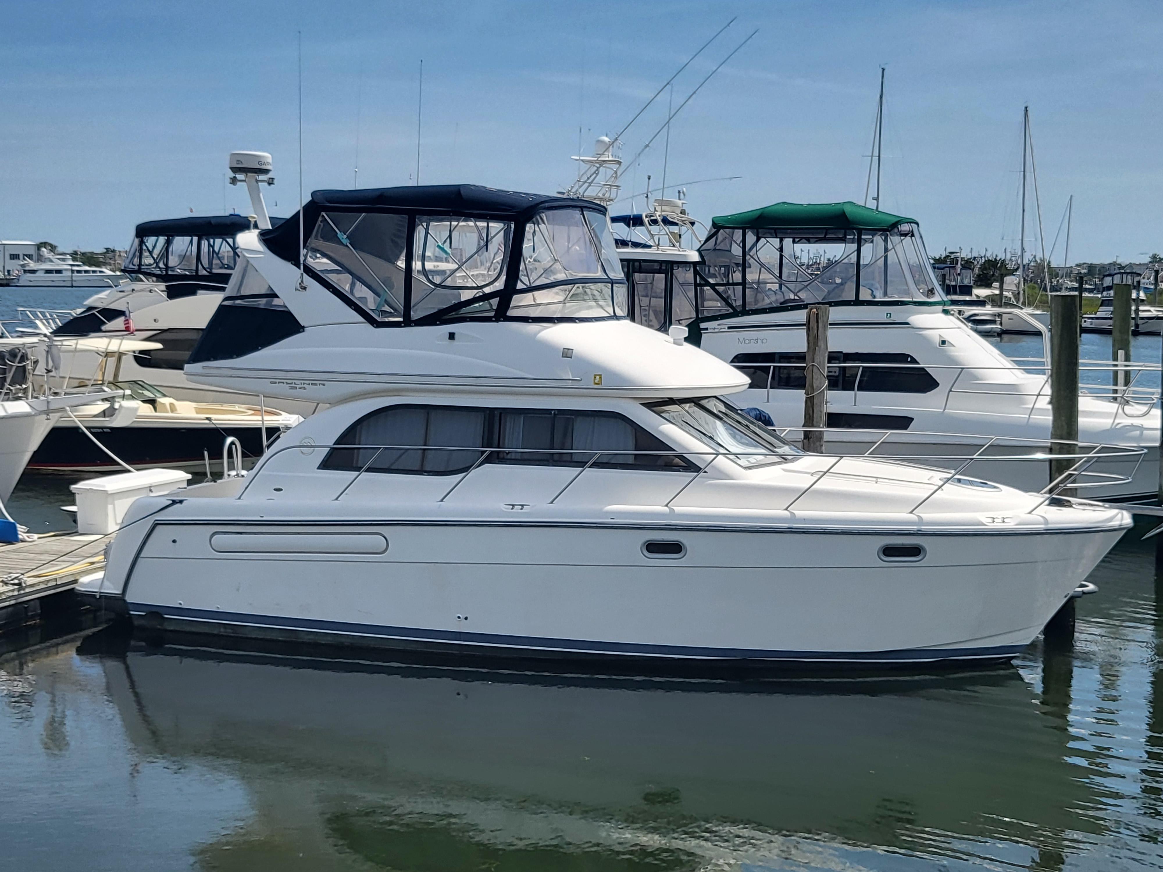 2002 Bayliner 3488 Command Bridge Motoryacht Flybridge for sale