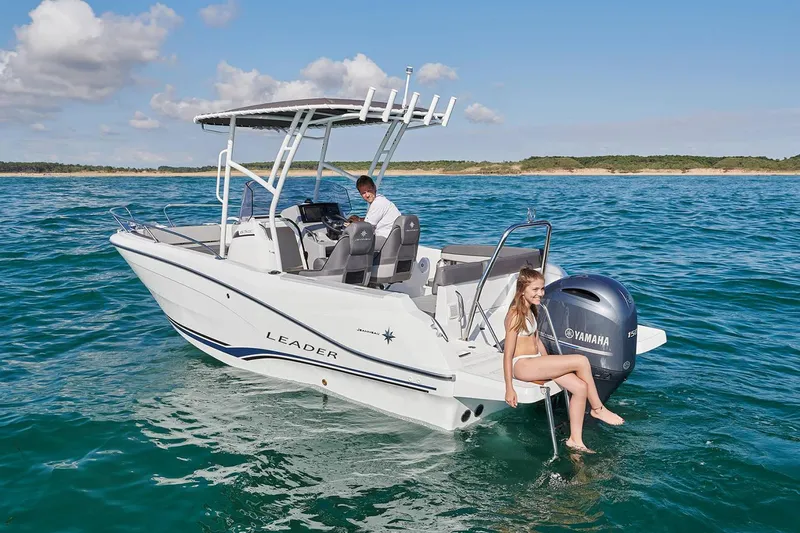 Yacht Photos Pics Manufacturer Provided Image