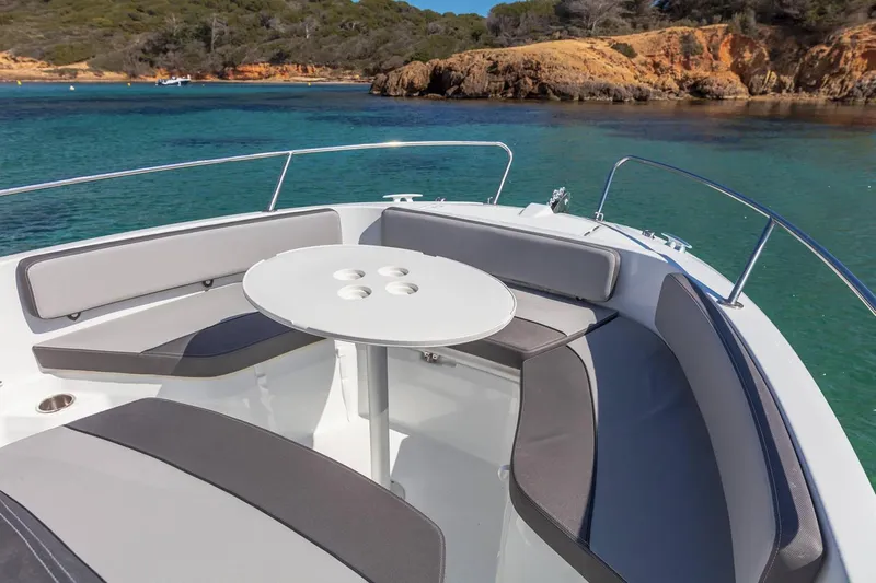  Yacht Photos Pics Manufacturer Provided Image