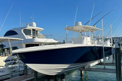 Island Runner 35