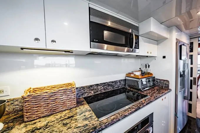 Southern Belle Yacht Photos Pics Galley