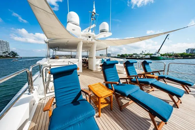 Southern Belle Yacht Photos Pics Boat Deck Seating