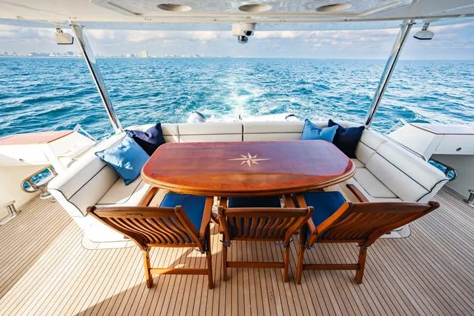 Southern Belle Yacht Photos Pics Aft Deck Table
