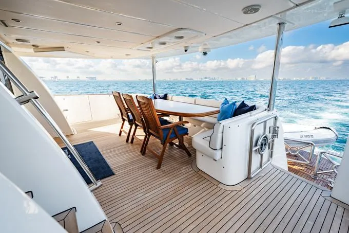 Southern Belle Yacht Photos Pics Aft Deck