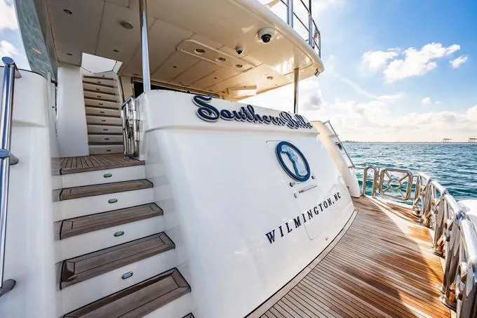 Southern Belle Yacht Photos Pics Fixed Swim Platform