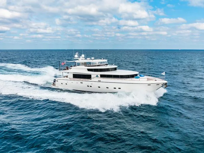 Southern Belle Yacht Photos Pics Side Profile