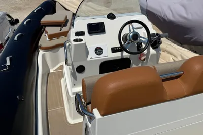 2021 Zodiac Medline 7.5