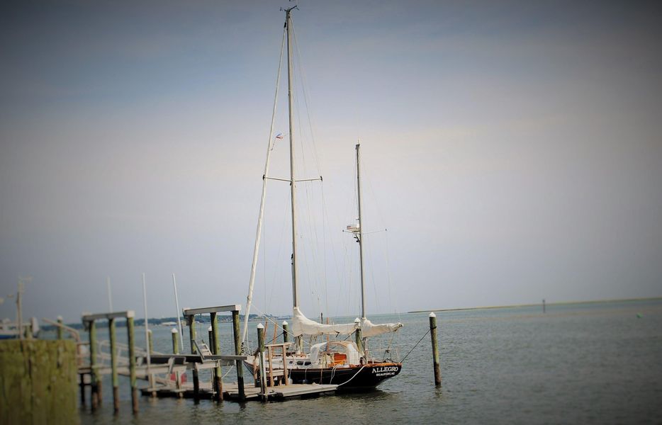 1987 Hinckley Bermuda 40 MK III Yawl