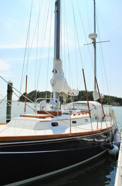 1987 Hinckley Bermuda 40 MK III Yawl