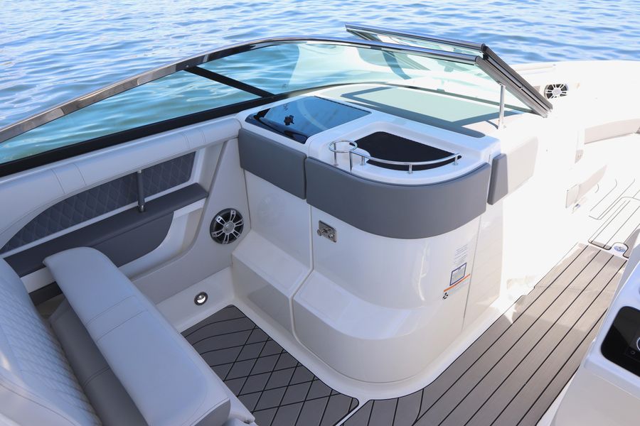 2023 Sea Ray SLX 310