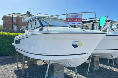 2024 Jeanneau Merry Fisher 695 Series 2