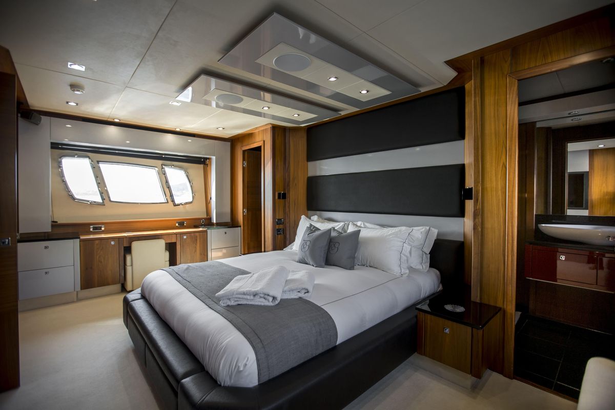 2009 Sunseeker 86 