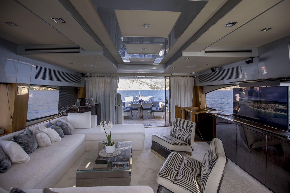 2009 Sunseeker 86 