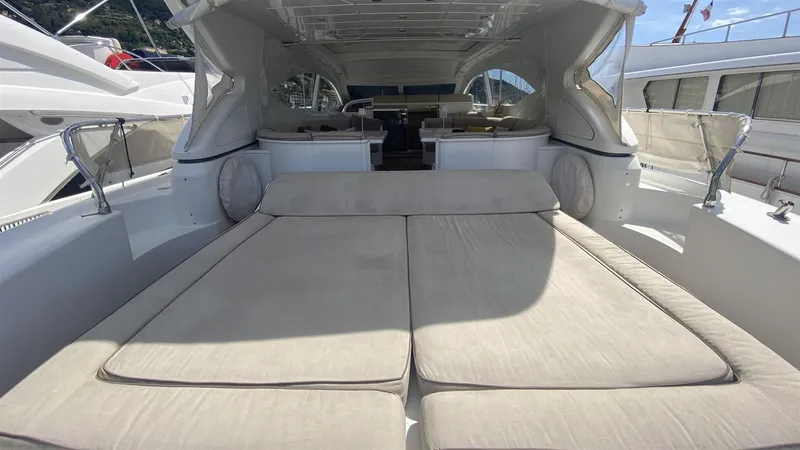  Yacht Photos Pics 10 AFT Sun Deck