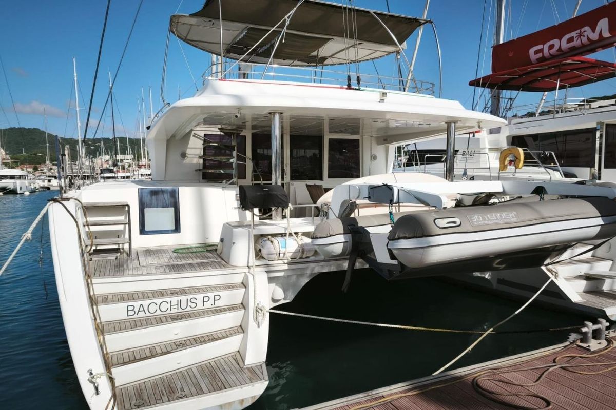 2012 Lagoon 56 