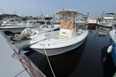Edgewater 208CC
