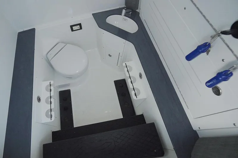  Yacht Photos Pics Manufacturer Provided Image