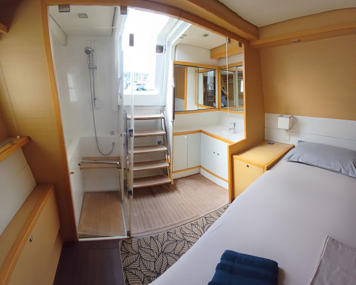 2012 Lagoon 56 