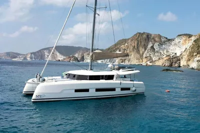 2021 Dufour Catamarans 48