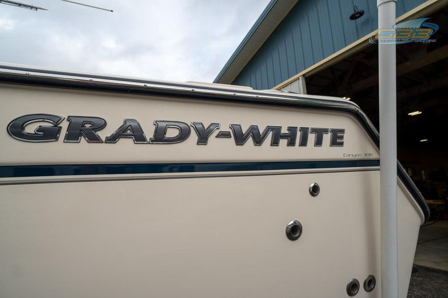 2016 Grady-White Canyon 306