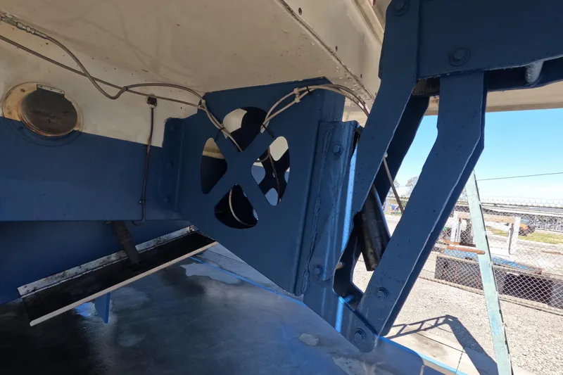 Long Hot Summer Day Yacht Photos Pics 