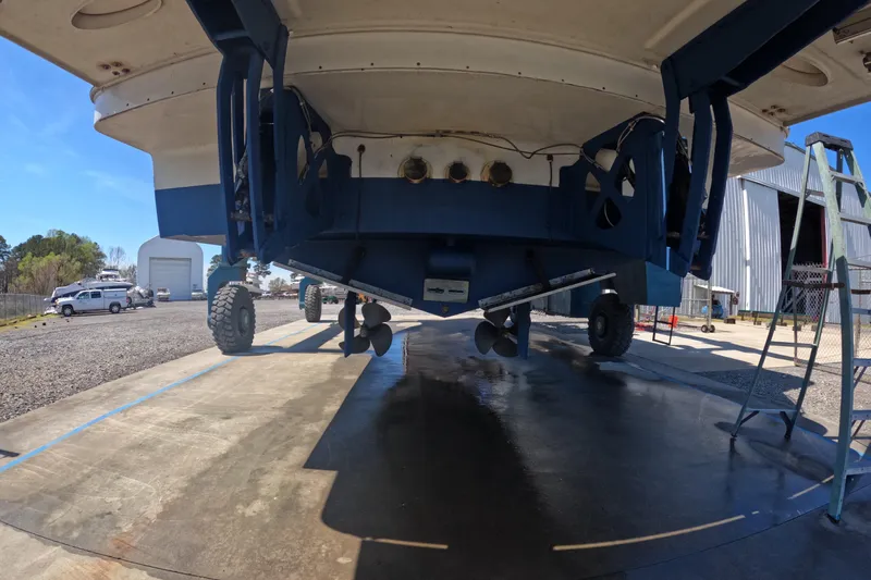 Long Hot Summer Day Yacht Photos Pics 