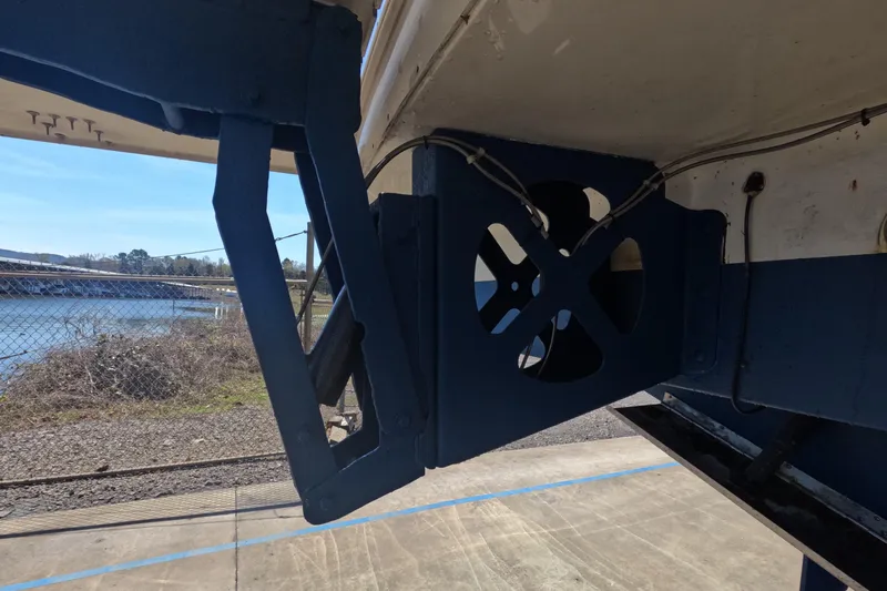 Long Hot Summer Day Yacht Photos Pics 