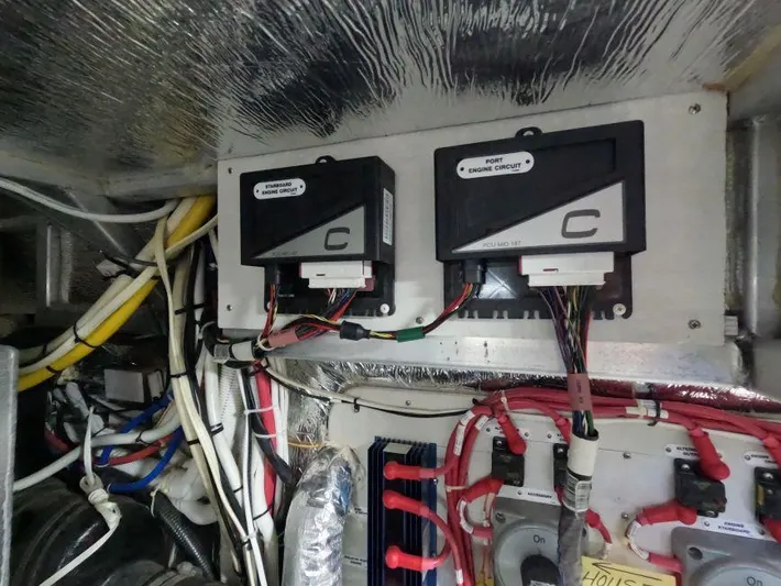 Long Hot Summer Day Yacht Photos Pics 