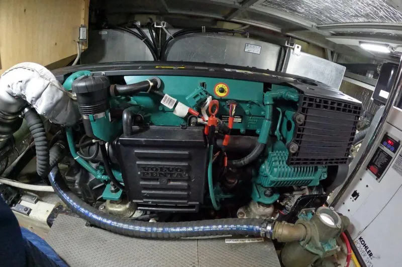 Long Hot Summer Day Yacht Photos Pics 