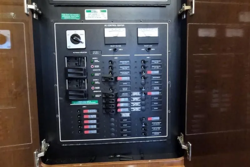 Long Hot Summer Day Yacht Photos Pics 