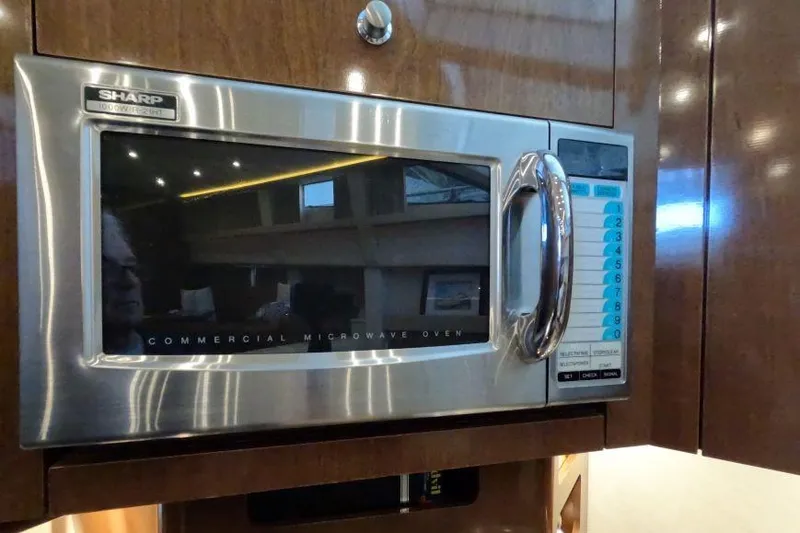 Long Hot Summer Day Yacht Photos Pics 