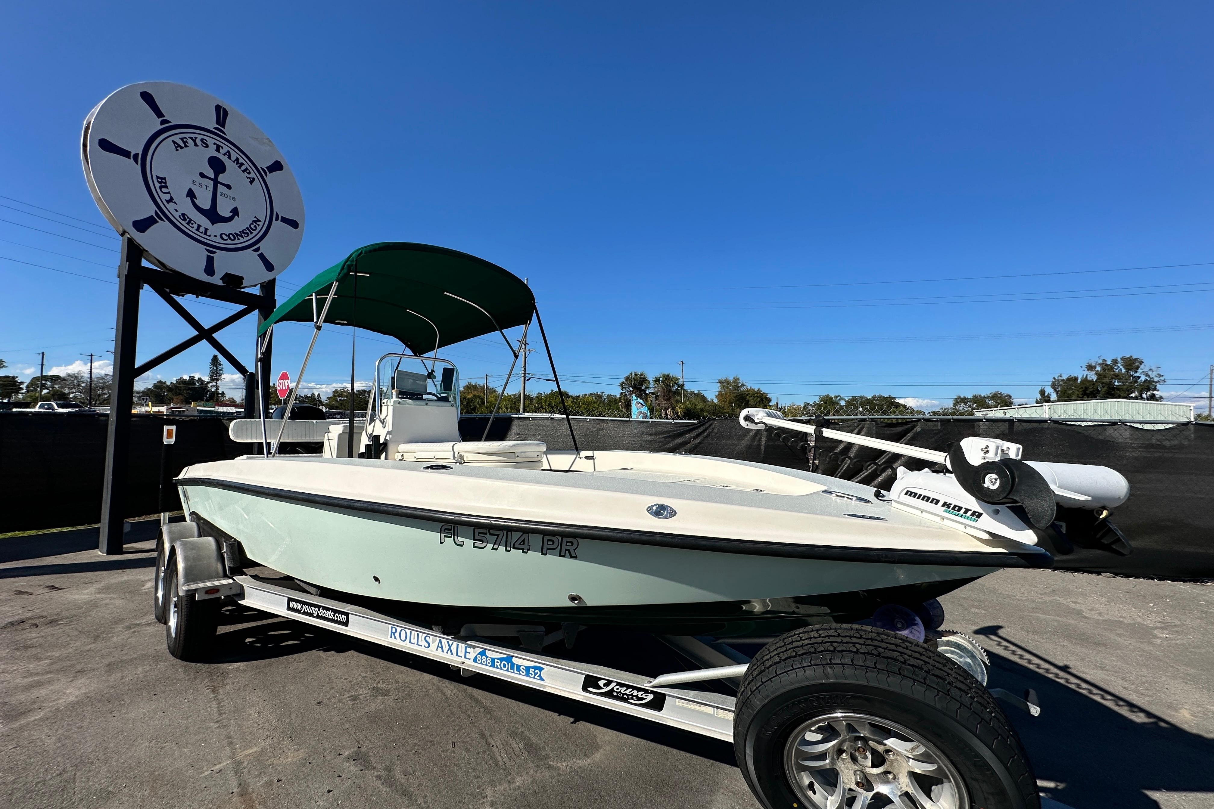 Young Boats 20 bay boat