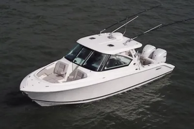 2023 Pursuit DC 295 Dual Console