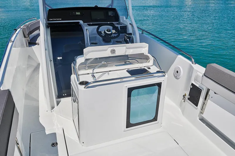  Yacht Photos Pics Manufacturer Provided Image