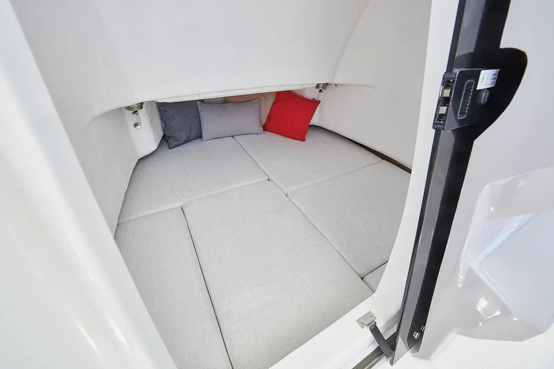  Yacht Photos Pics Manufacturer Provided Image