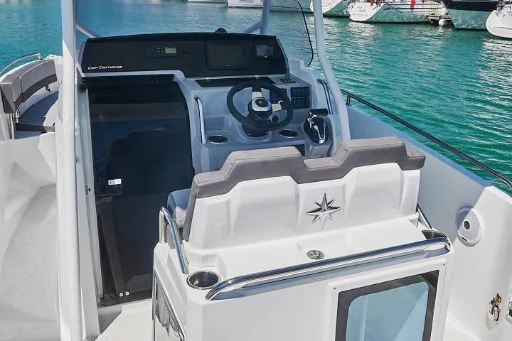  Yacht Photos Pics Manufacturer Provided Image