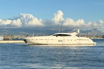 2004 Mangusta 108