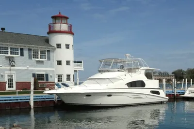 Silverton 39 Motor Yacht