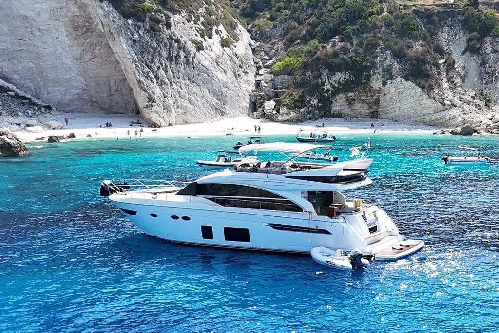 2018 Princess 69 