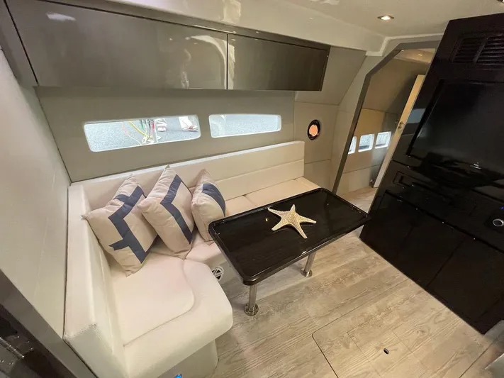  Yacht Photos Pics Manufacturer Provided Image