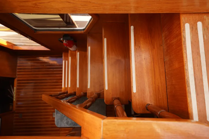 Osprey Yacht Photos Pics 